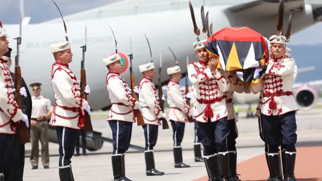 The Spartan plane with the mortal remains of the Bulgarian king Ferdinand I landed at Sofia airport, reported BGNES 29 05 2024